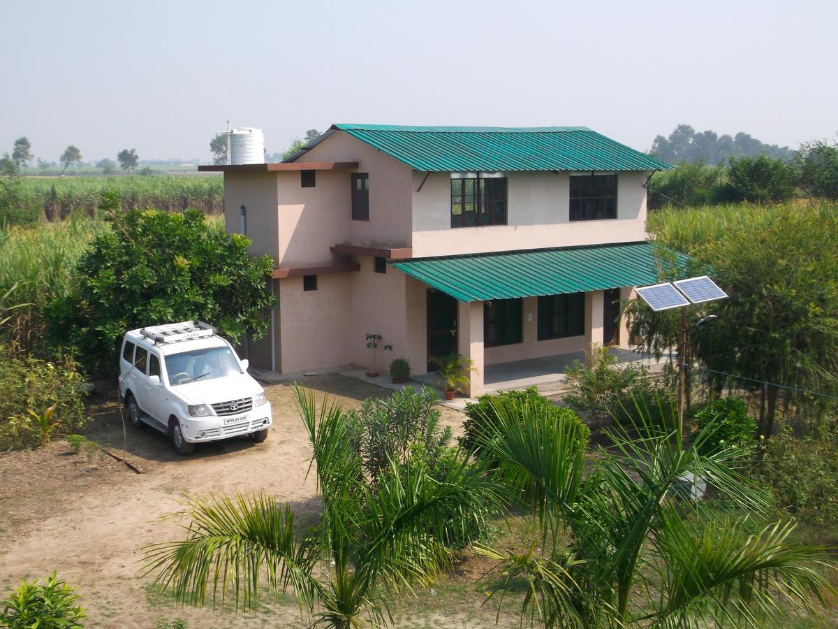 V Resorts Dudhwa Wilderness Camp Lakhimpur Εξωτερικό φωτογραφία